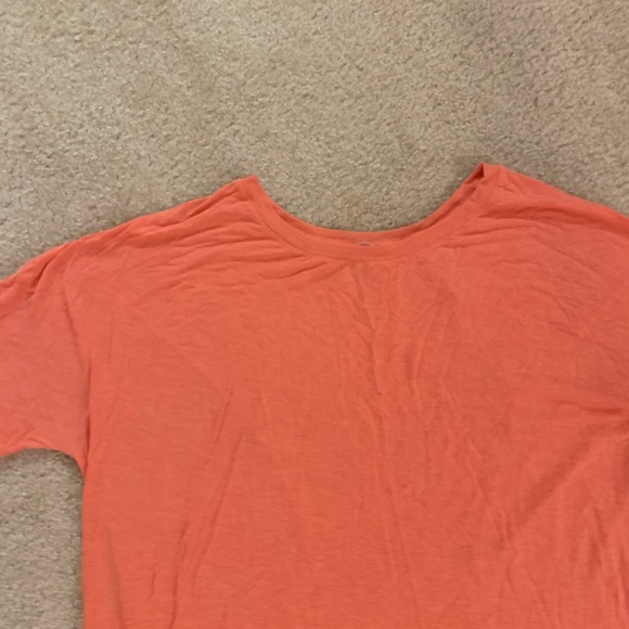 Kit and Ace Tops Kit And Ace Tshirt Poshmark